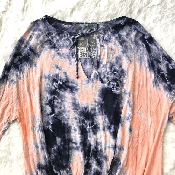 YOUNG FABULOUS& BROKE TIE DIE V NECK TWIST HEM XS - Picture 2 of 8
